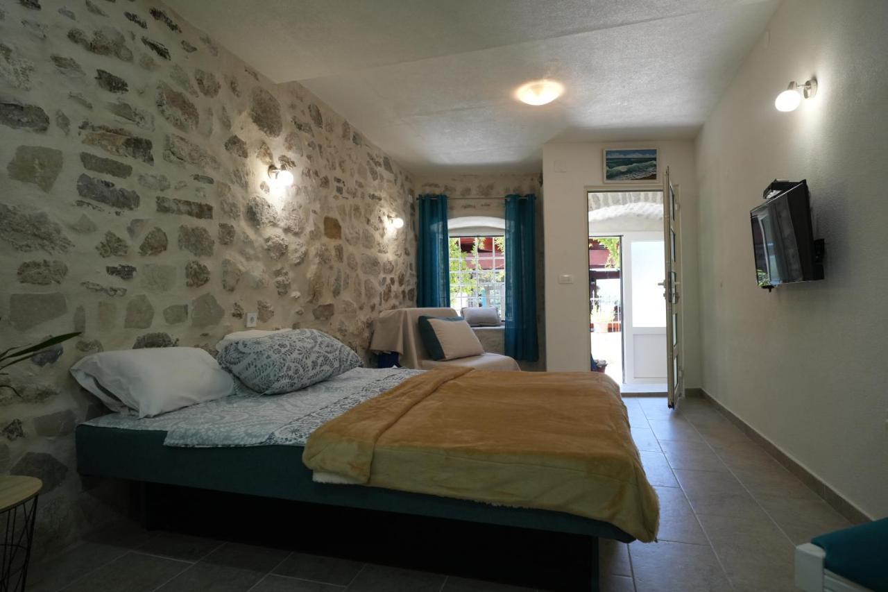 Apartments Visit Perast Exterior photo